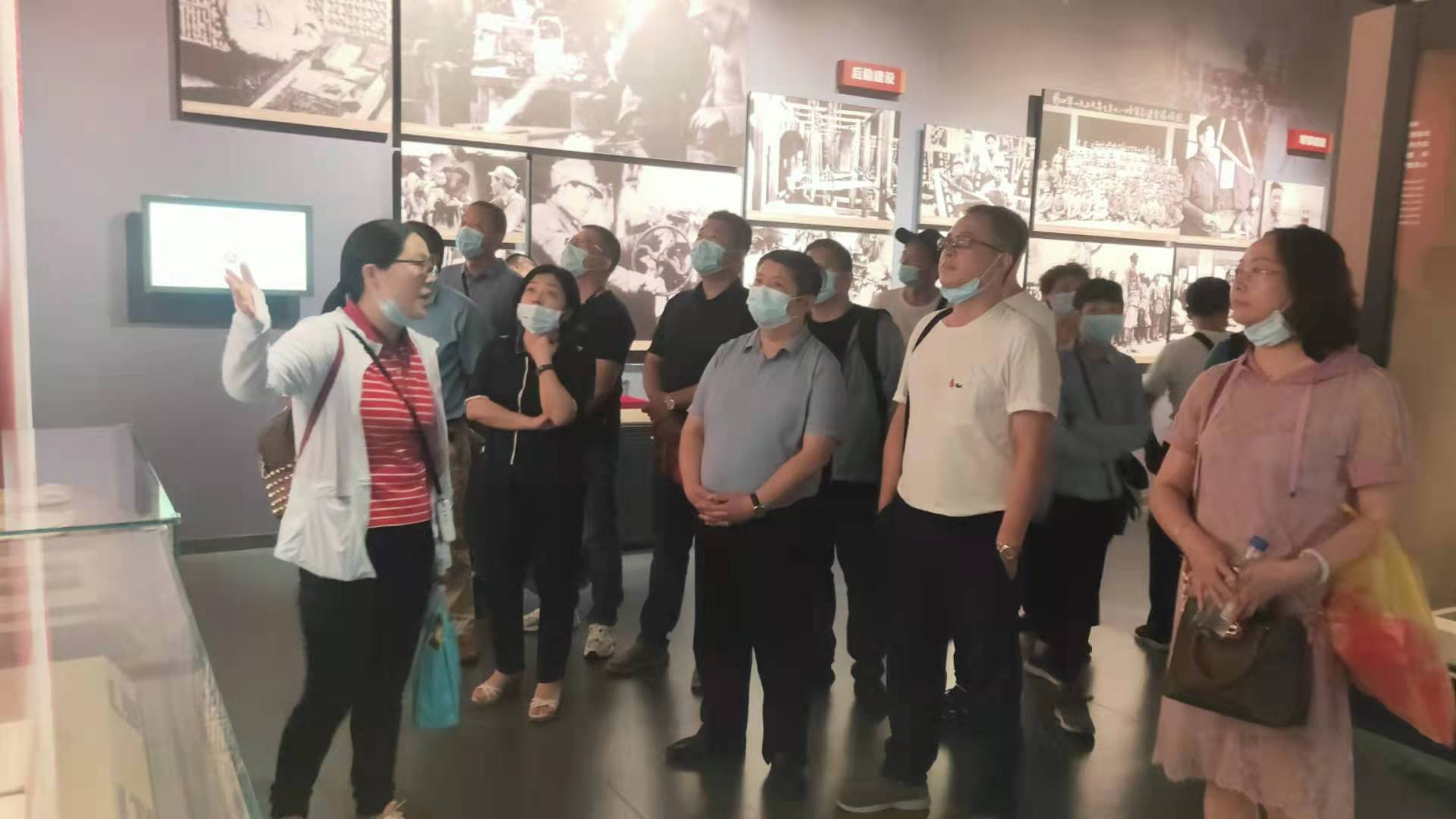 金达2.png 金达2.png